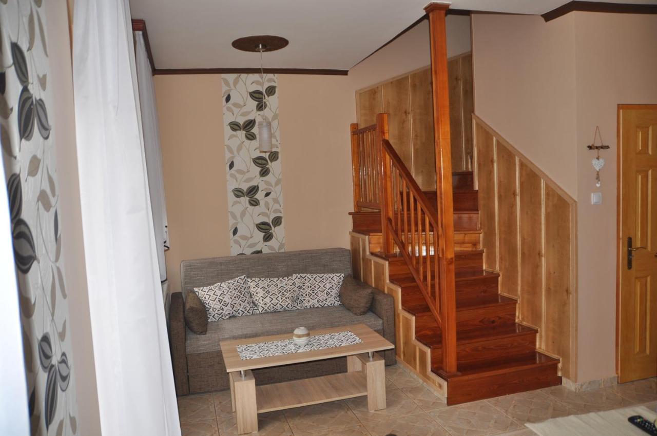 Gyorszem Apartman Buitenkant foto